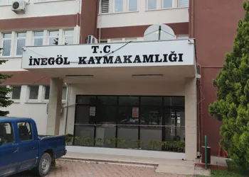 Bursa’da, HDP ilçe binasındaki yangınla ilgili kaymakamlıktan açıklama