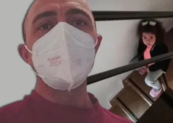 Sağlık çalışanı baba ile kızının duygulandıran diyaloğu