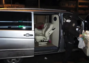 Eskişehir-Bursa arası VIP araçla uyuşturucu partisi