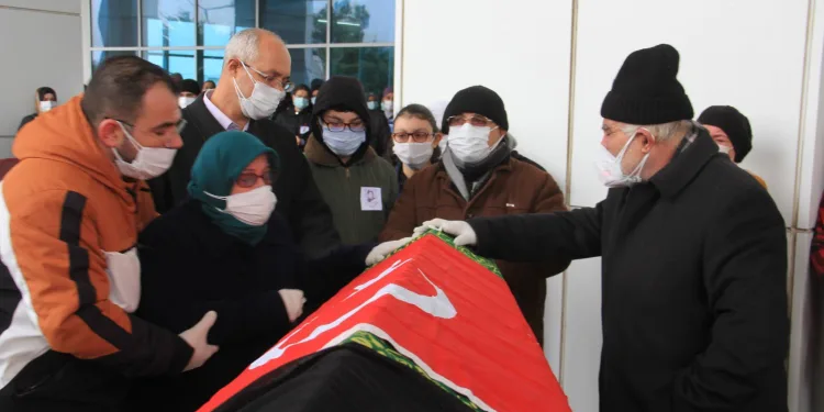 Acı veda… Gözyaşları sel oldu