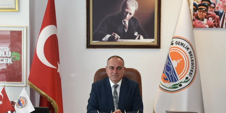 Gemlik Belediyesi’nde en düşük ücret 3 bin 100 lira oldu