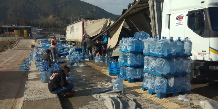 Bursa’dan yola çıkmıştı, hepsi yola saçıldı