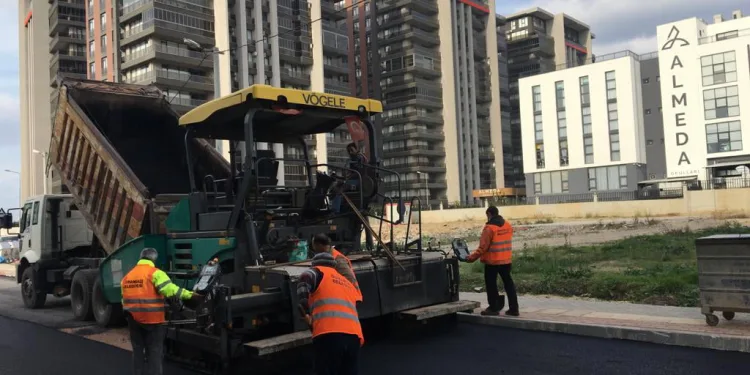 Panayır sokakları yenilendi
