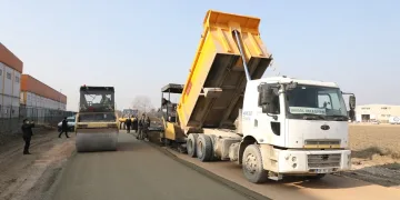 Bursa İnegöl’de beton yol çalışmaları devam ediyor