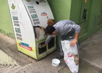 Osmangazi’de sahipsiz hayvanlara beslenme desteği