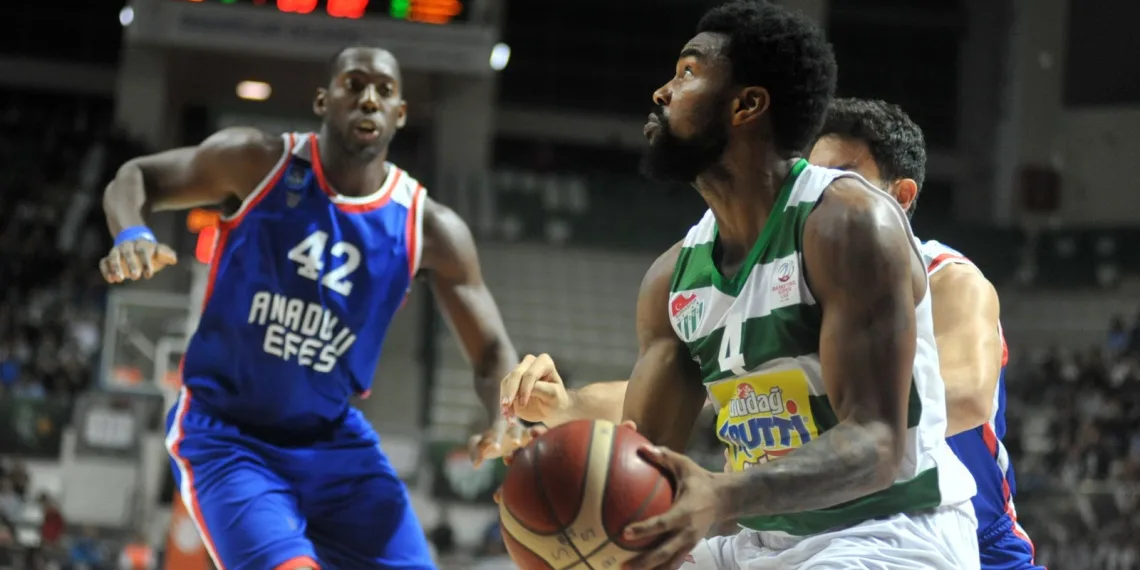 Frutti Extra Bursaspor, Anadolu Efes’e konuk oluyor