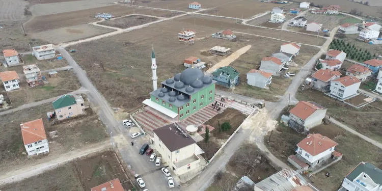 Miraç camisinin çevre düzenlemesi yapıldı