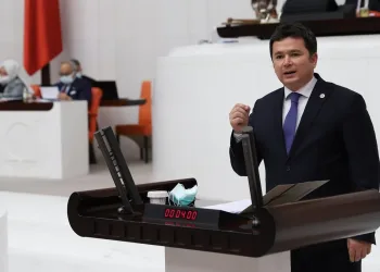CHP Bursa Milletvekili: Sarayın 4 dakikalık harcaması asgari ücretlinin 1 yıllık maaşı kadar