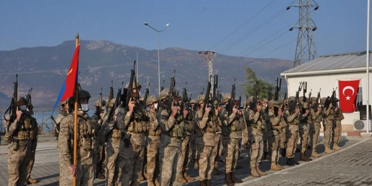 Komandolar Suriye’ye uğurlandı