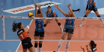 Nilüfer Belediyespor Kadın Voleybol Takımı Eczacıbaşı Vitra’yı deplasmanda 3-2 yendi