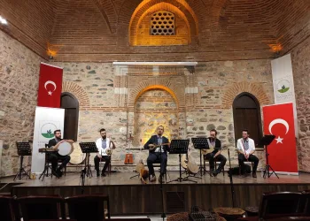 Türk Dünyasından Ezgiler evlere taşındı