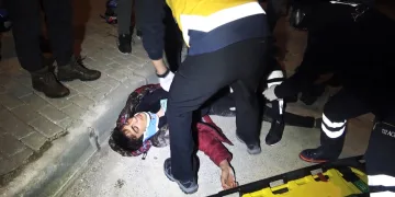 Bursa’da 18 yaşındaki kurye elektrikli bisikletle takla attı