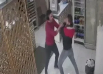 Bursa’da lokantacı ile hırsızlık şüphelisi birbirine girdi