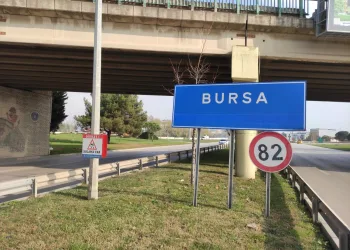 Bursa’da şehir tabelalarında yeni dönem