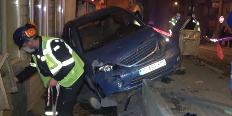 Bursa’da otobüs durağında otururken canından oldu
