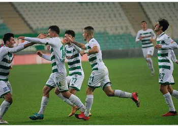 Bursaspor’u genç oyuncuları sırtlıyor