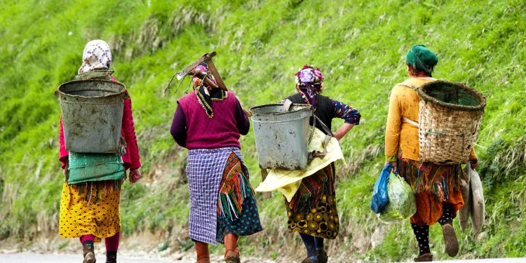 Karadeniz’in çalışkan kadınlarını pandemi de durduramadı