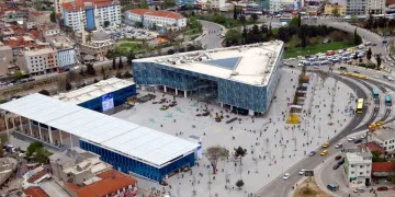 Yasağa Saatler Kala Kent Meydanı’nda Son Durum