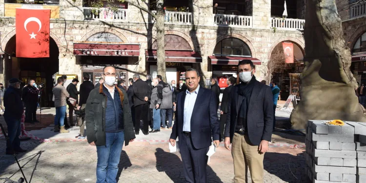 CHP Bursa Koza Han’daki çalışmaları yargıya taşıyor