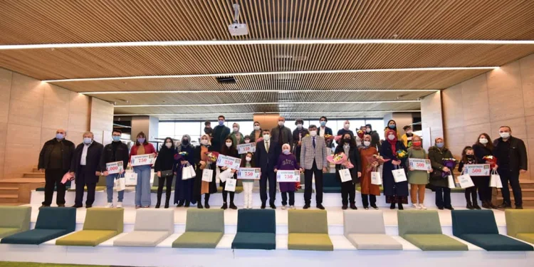 Yıldırım’da öğrencilerin öğretmen sevgisi ödüllendirildi