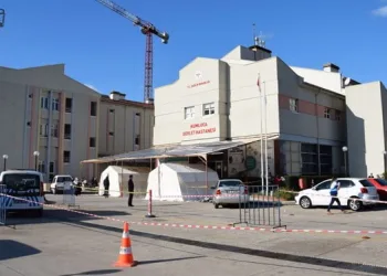 Hemşirelere ‘Ben Salağım’ yazdıran Başhekim görevden alındı