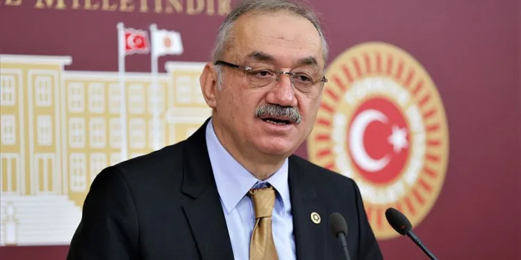 İYİ Parti Bursa Milletvekili Bahçeli’nin, Akşener’e “evine dön” çağrısını değerlendirdi