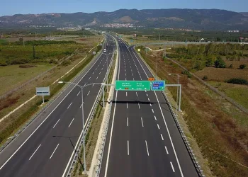 Gebze-Orhangazi-İzmir otoyolunu kullanacak sürücülere uyarı