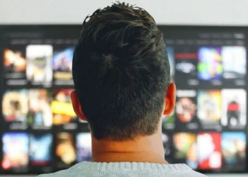 20 bin TL maaşlık iş: Tek şart film izlemek