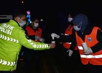 Yıldırım Belediyesi hem içleri hem yürekleri ısıtıyor