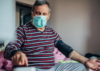 ‘Covid-19 geçiren kişi, 3 ay hastalıktan korunabilir’