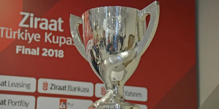 Bursaspor-Fraport TAV Antalyaspor kupa mücadelesinin maç günü ve saati belli oldu
