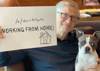 Bill Gates havacılık şirketi satın almak için kolları sıvadı
