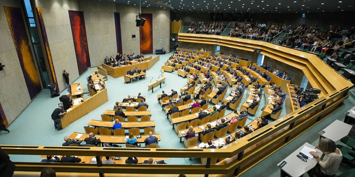 Hollanda’da hükümet istifa etti