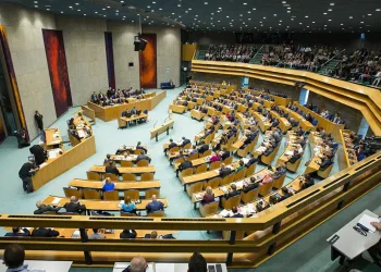 Hollanda’da hükümet istifa etti