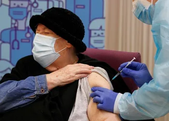 Norveç’te Pfizer aşısı vurulan 23 kişi hayatını kaybetti