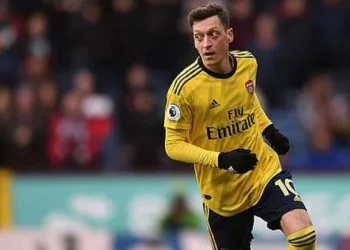 Mesut Özil Fenerbahçe ile 3,5 yıllık sözleşme imzalayacak