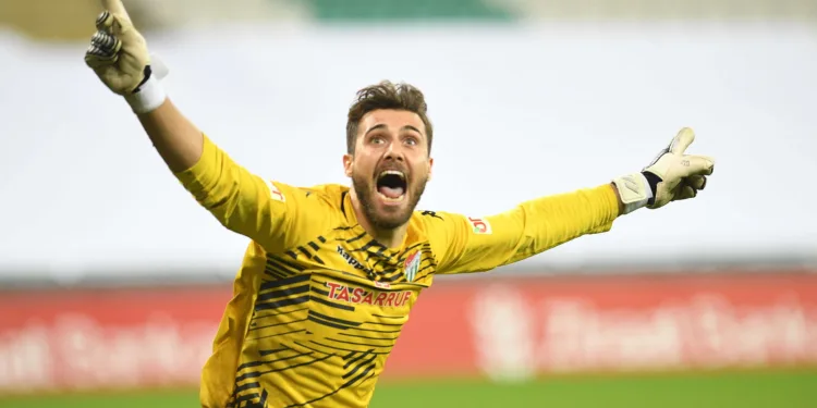 TFF 1.Lig’in “EN” iyisi Bursaspor’un genç kalecisi Ataberk Dadakdeniz