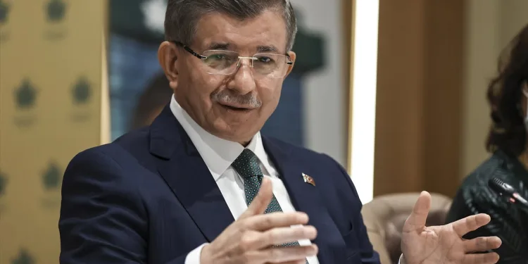 Davuoğlu: Türkiye seçim psikolojisine girmiştir