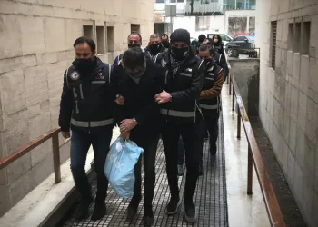Bursa’da şantaj çetesi çökertildi! Çok sayıda tutuklama