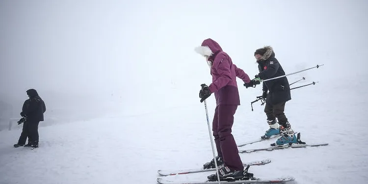 Uludağ’da kayak sezonu hafta sonu açılıyor