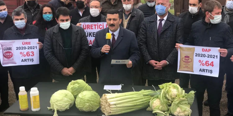 İYİ Parti’den çiftçiye destek: ‘Zamların sebebi aracılar’