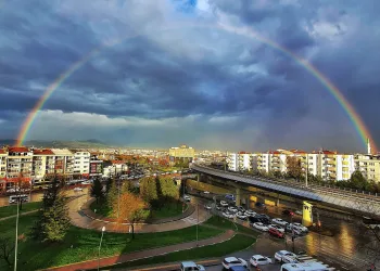 Bursa’da yağmur sonrası gökkuşağı büyüledi