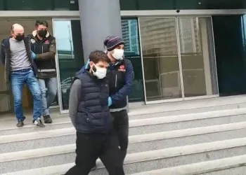 Bursa’da yeşil reçeteyle satılan 11 bin 200 hap ele geçirildi