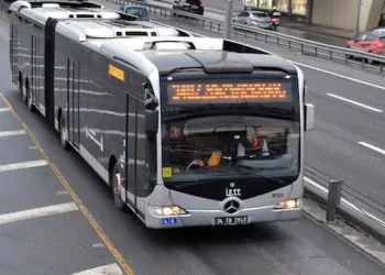 Metrobüslerde yeni dönem! Hat isimleri tarih oluyor