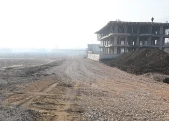 Akhisar Mahallesi’ne 3 kilometrelik yeni yol
