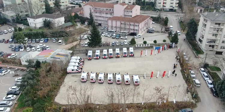Bursa’ya 18 yeni ambulans