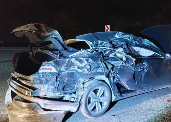 Bursa’da bu araçtan burnu bile kanamadan çıktı