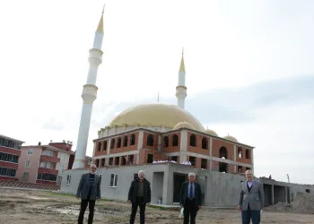 Mekke Camii’nin inşaatı hızla yükseliyor