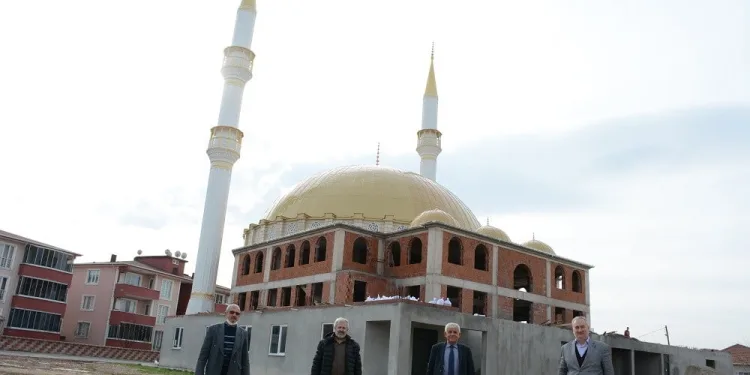 Mekke Camii’nin inşaatı hızla yükseliyor
