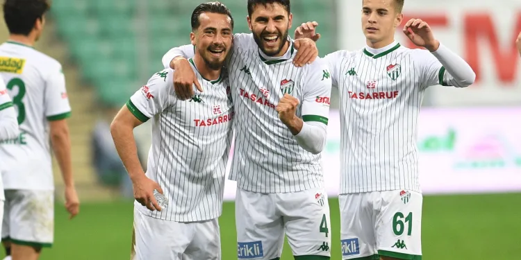 Bursaspor, Ziraat Türkiye Kupası’nda Antalyaspor’u konuk ediyor